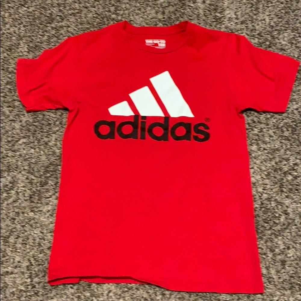 Men’s Adidas athletic top
